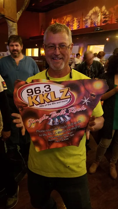 JingleBellRock.info guy DeCall